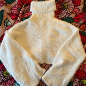 Fuzzy cropped turtleneck